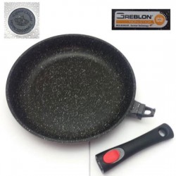 Poêle 24 cm en pierre,  Espace cuisine
